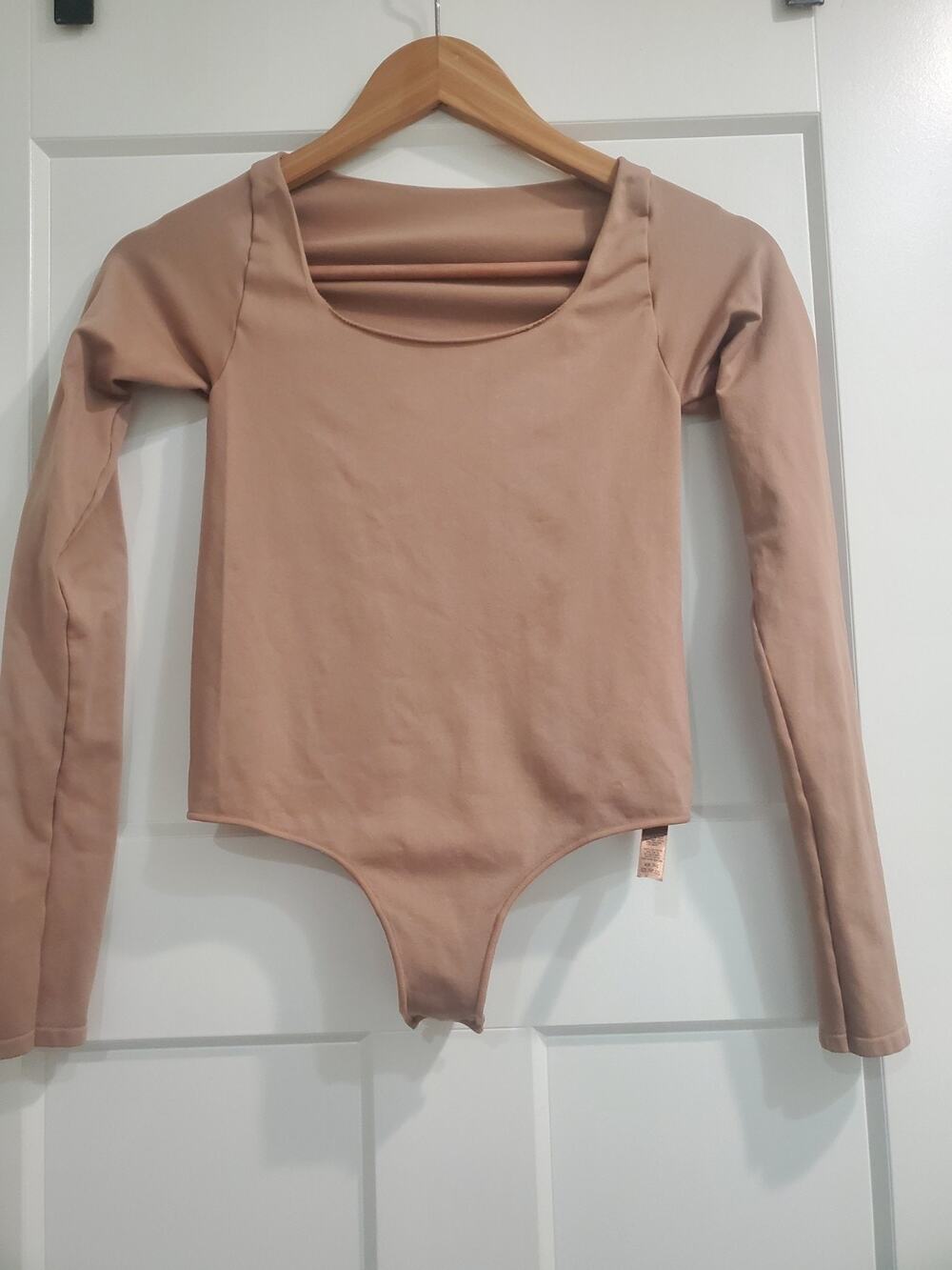 SKIMS Bodysuit Size Small Medium